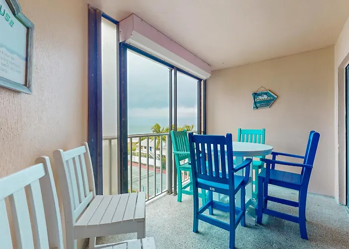 Reef Club 407
